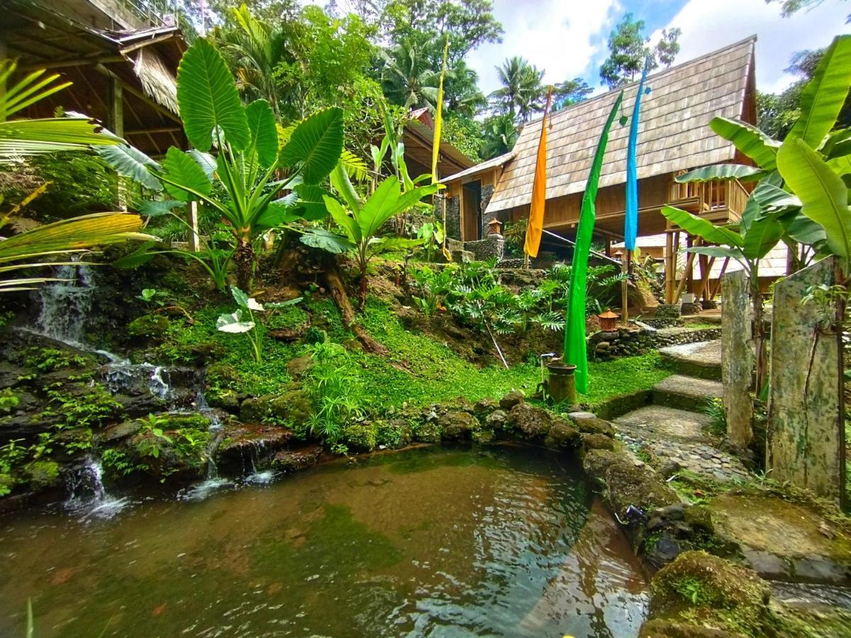 Aksha Riverside Ubud Tampaksiring Esterno foto